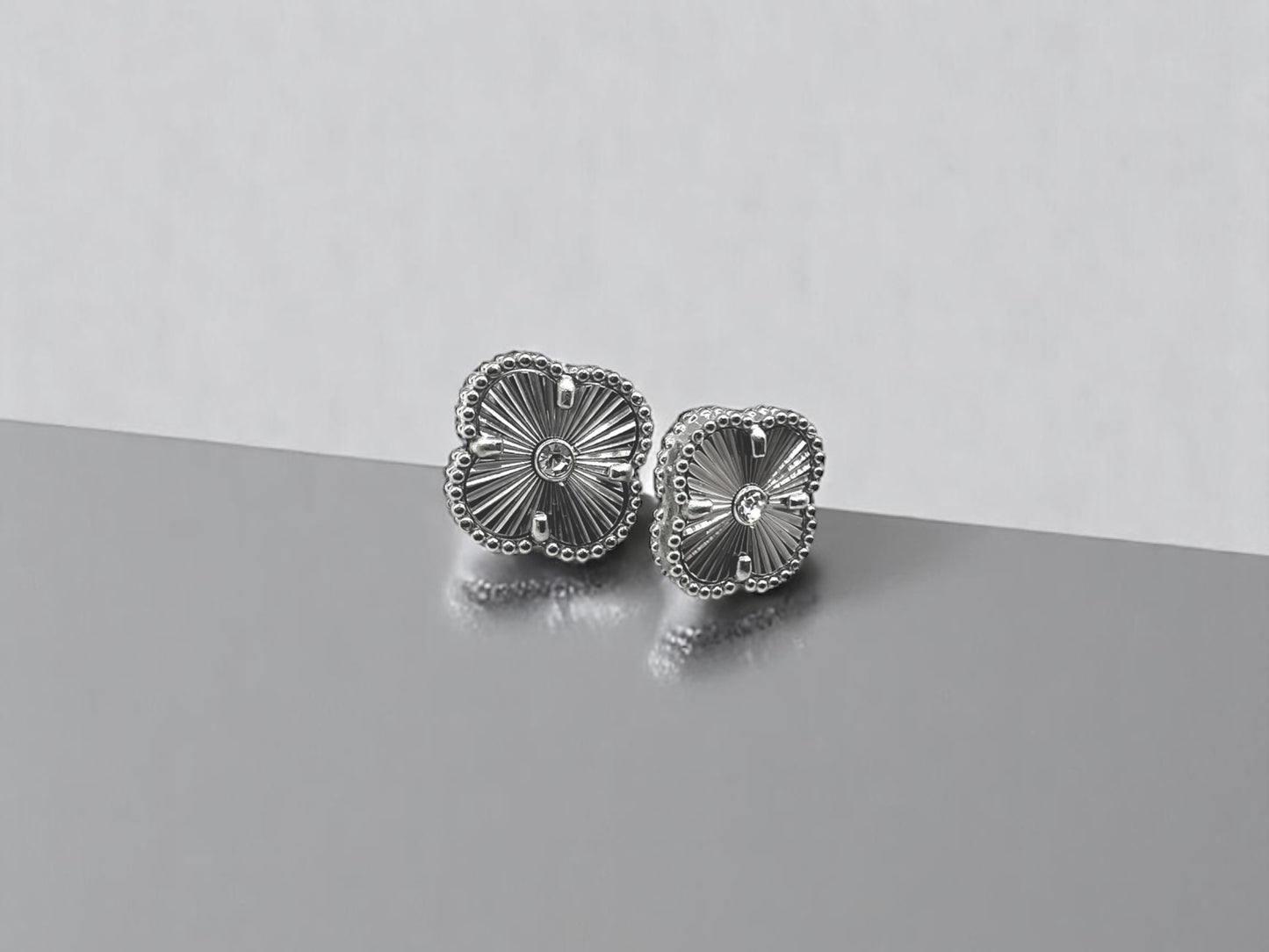 Arete Van Cleff