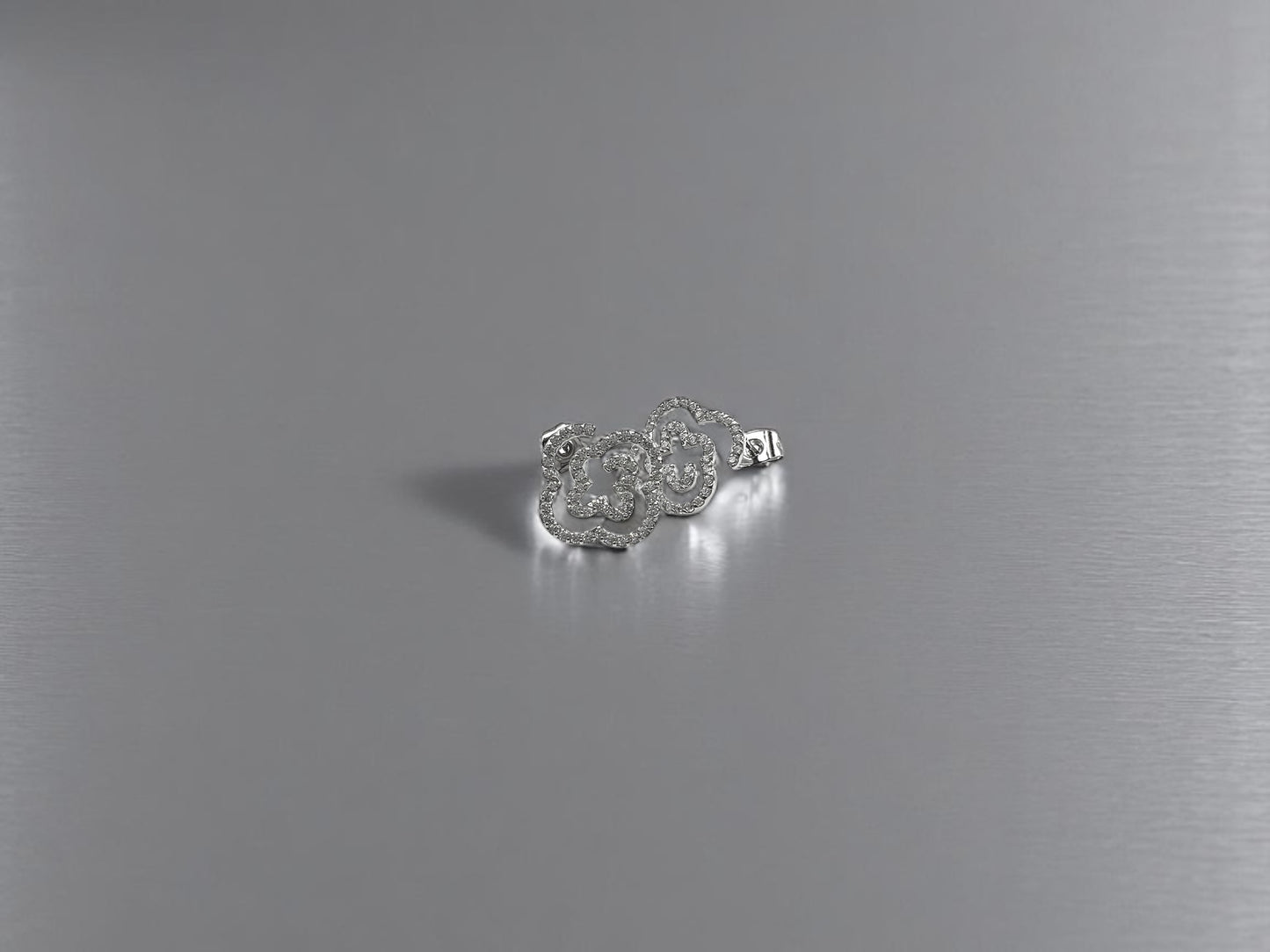 Arete Van Cleff