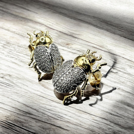 Arete Escarabajo Zirconia
