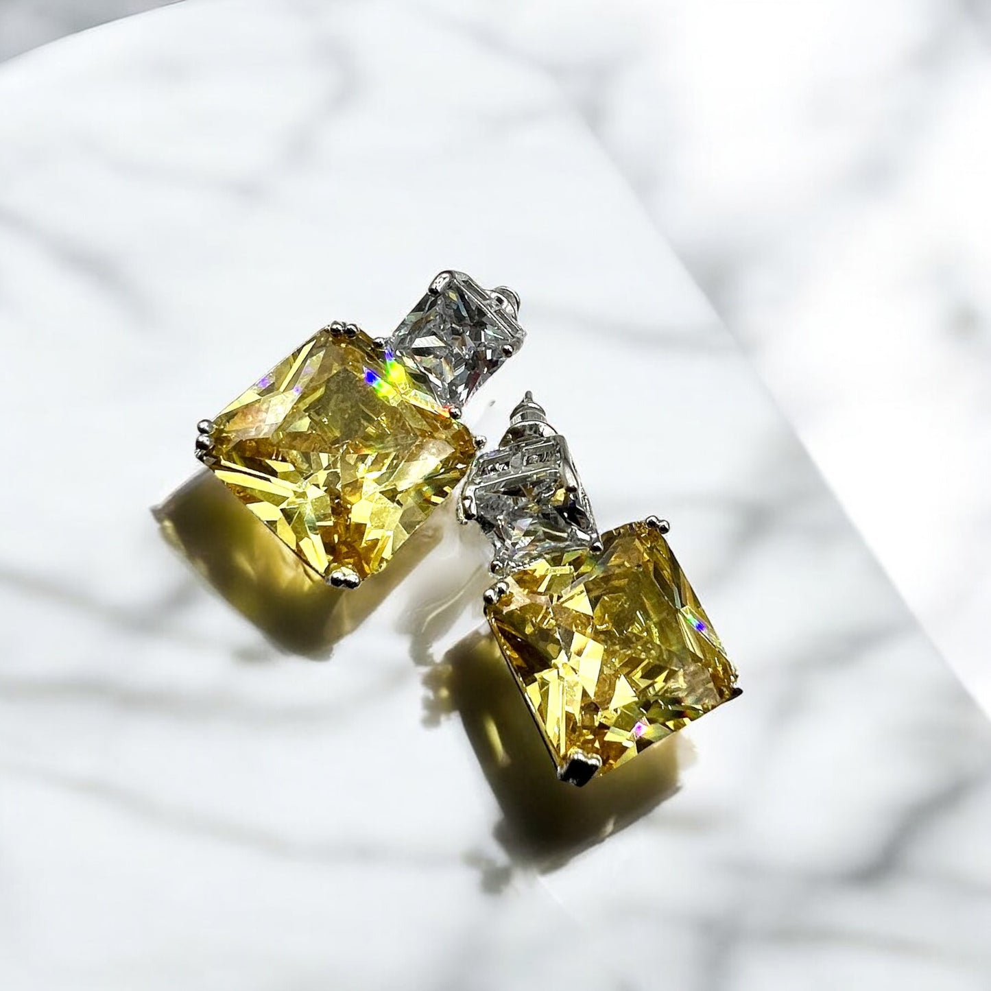 Arete Zirconia Cuadrada