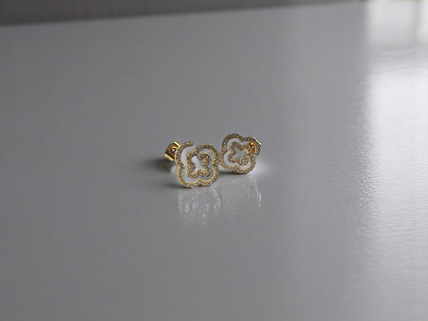 Arete Van Cleff